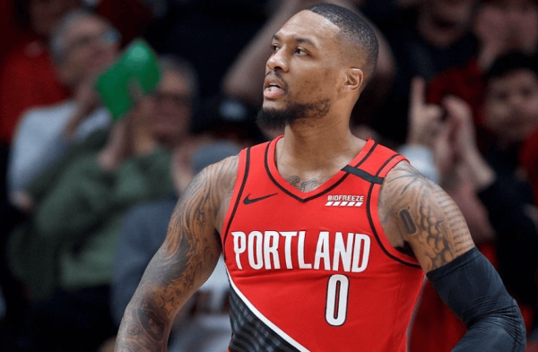 锦达网 欢迎回家！美媒晒利拉德开拓者表现：单场71分、两次61分